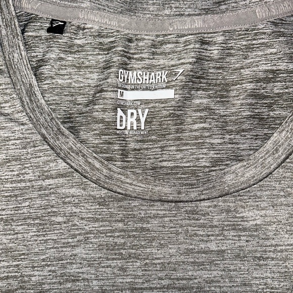 Gymshark Original Apex Line with Dry tech. Size Medium - Picture 2 of 3